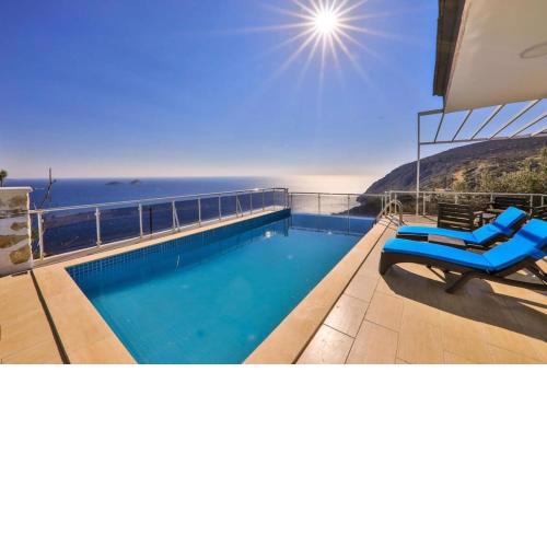 Deniz manzaralı Tatil Villası
