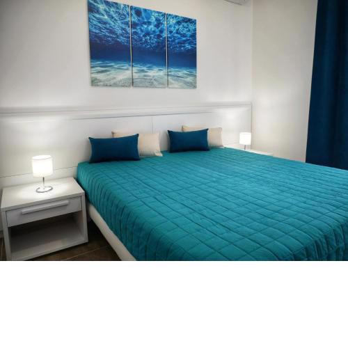 Denza Apartments