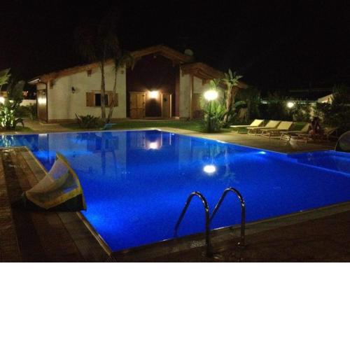 Depandance con Piscina e Jacuzzi