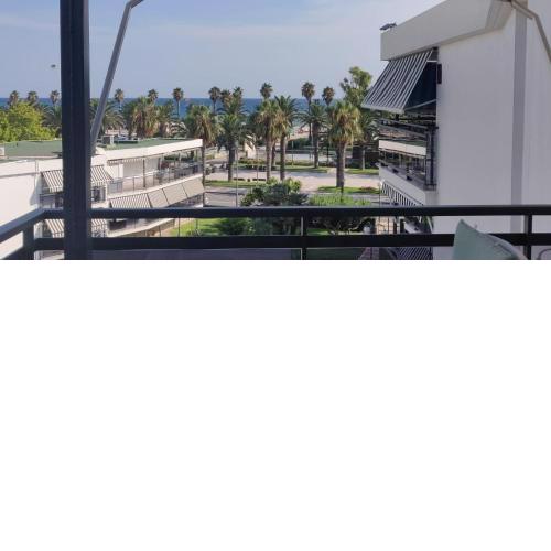 DEPARTAMENTO 4 AMBIENTES - SALOU - PRIMERA LINEA DE MAR