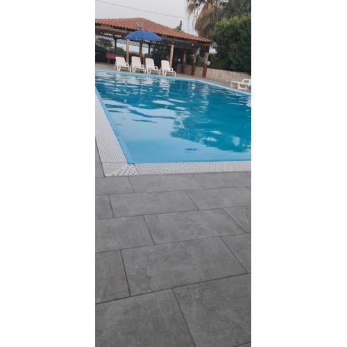 Dependance con piscina