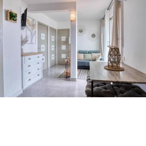 Derbi Apartament per 5 persones amb piscina comunitària a prop del Port d'Aro i de la platja