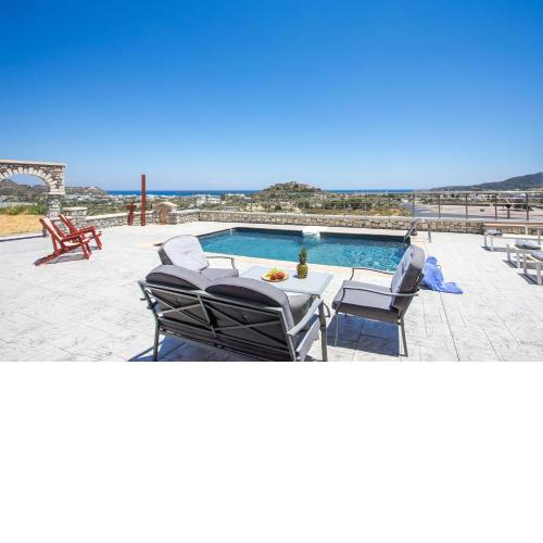 Des & Coo Luxury Villa with Private Pool