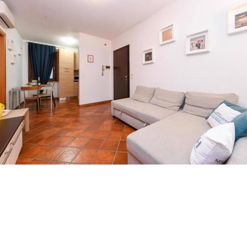 Desenzano Center Home