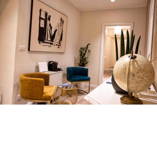 Design 18 Charming Rooms