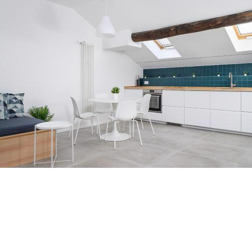 Design Attic porta venezia centrale 65m2