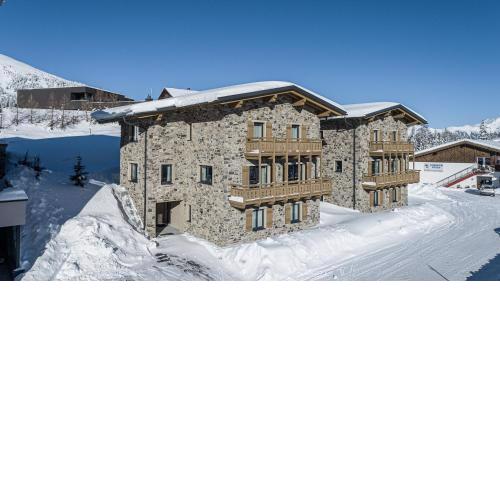 DESIGN CHALET KAUZ XL mit Platz für 14 Personen III