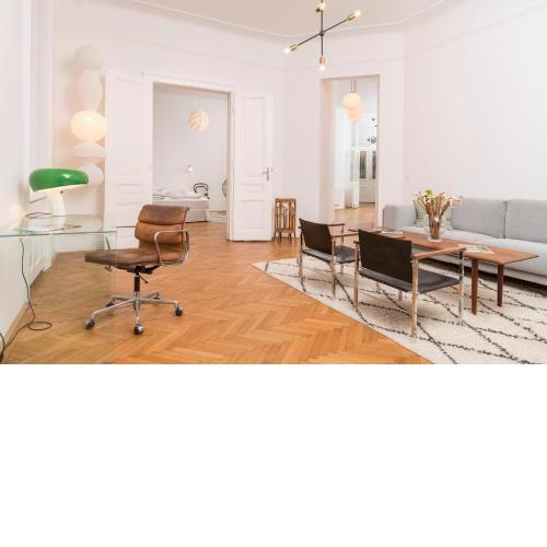 Design Loft Hohe Warte by ichbucheAT