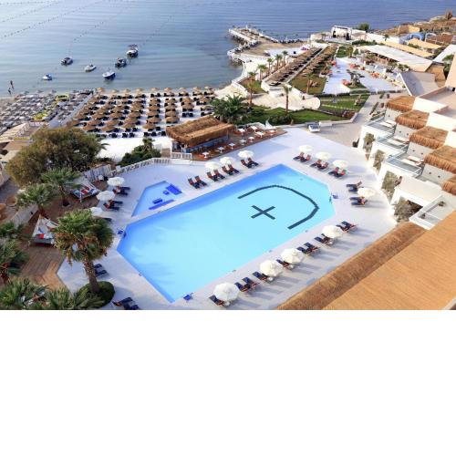 Design Plus Seya Beach Hotel