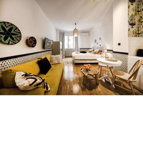 Designer renovated apartment in downtown Athens