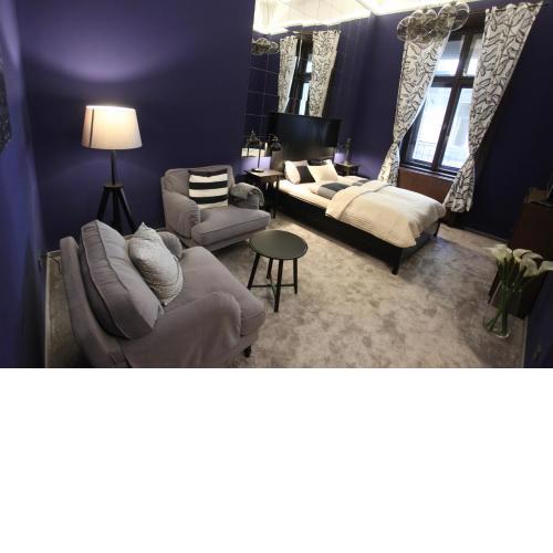 d.Five Ambassador Apartment