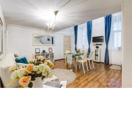 d.Five Beautiful Apartment at Basilica