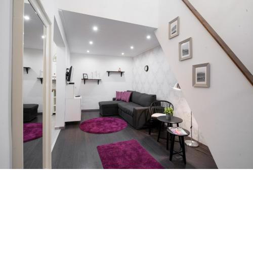 d.Five Elegant Apartment at Synagogue