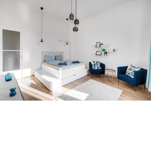 d.Five Elizabeth Garden Apartment