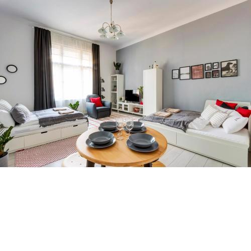 d.Five Sörház Apartment
