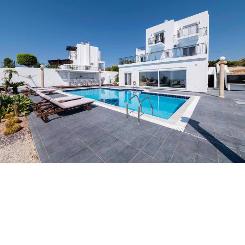 Diamond Villa