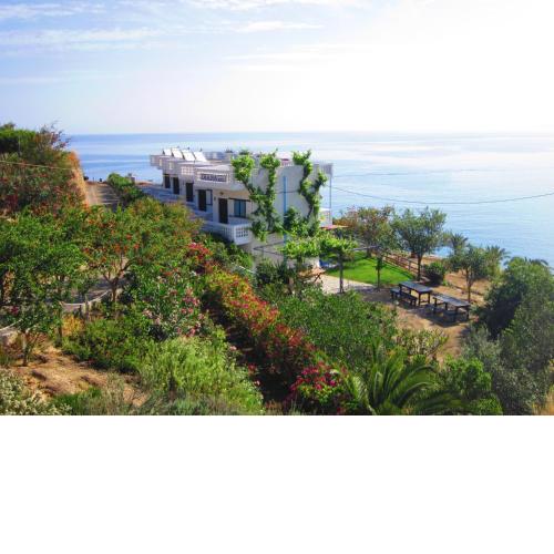 Diana Apartments