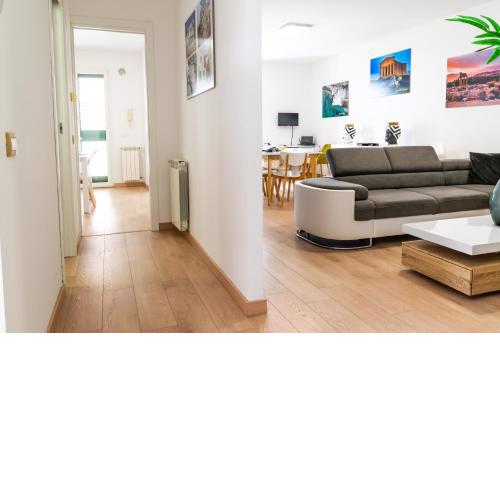 Diana Holiday Home