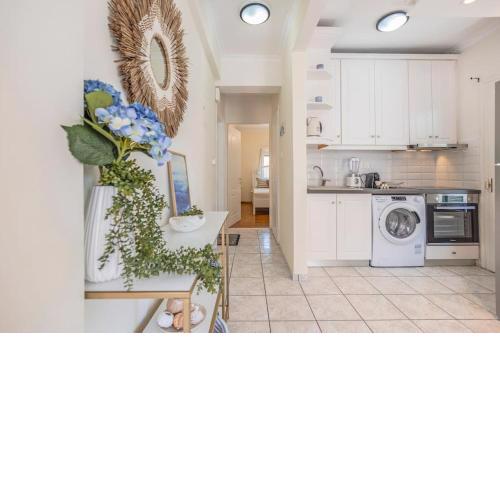 Diana's Centrally Located Apt@ Old Town of Corfu