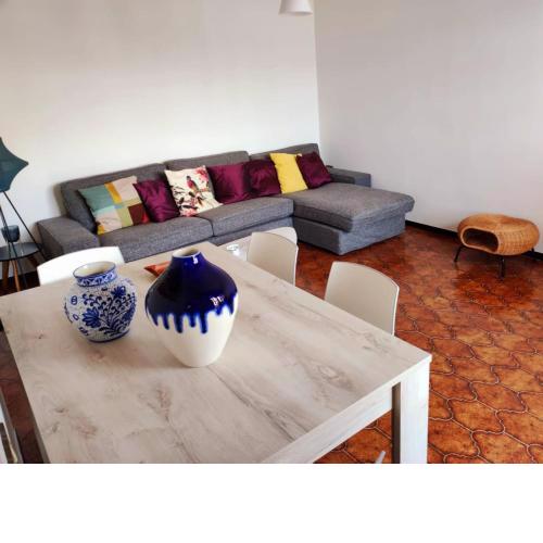 Dianas Holiday Home