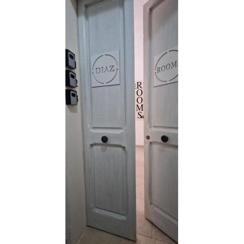 DIAZ ROOMS