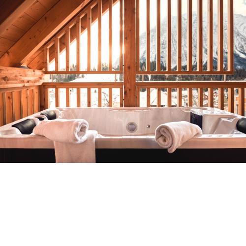 die Tauplitz Lodges - Alm Lodge A10 by AA Holiday Homes