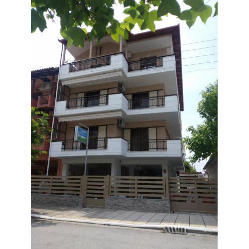 Dimitra's Apartments