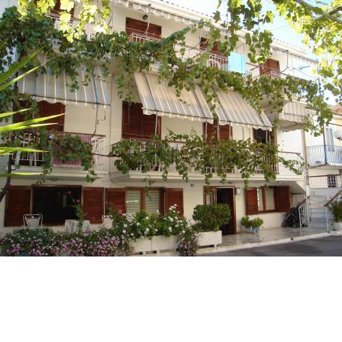 Dimitris Rooms