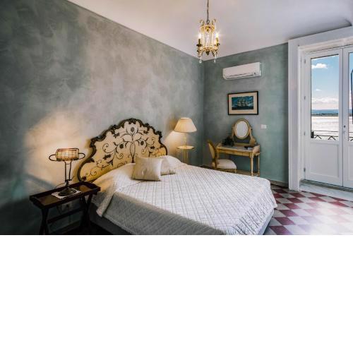 Dimora di Ulisse Sea View Holiday Apartment