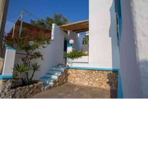 Dimora ideale per coppia vista mare immersa nel verde SALENTO3