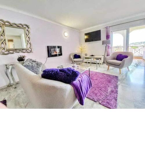 Dinastia D201 by Tenerife Rental and Sales