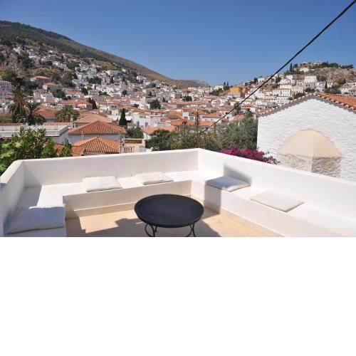 Dione House