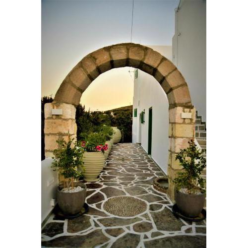 Dioni Lux inn 2