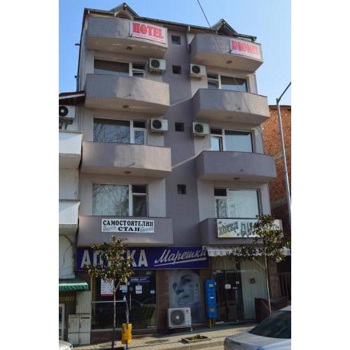 Dionis Hotel