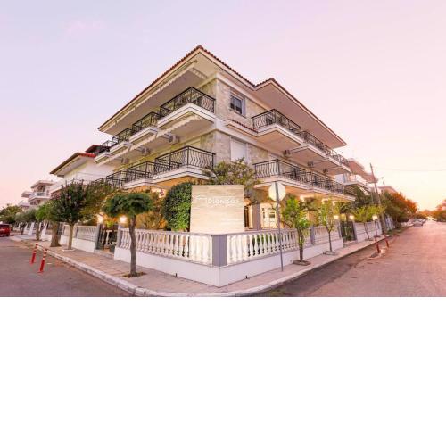 Dionisos Apartments