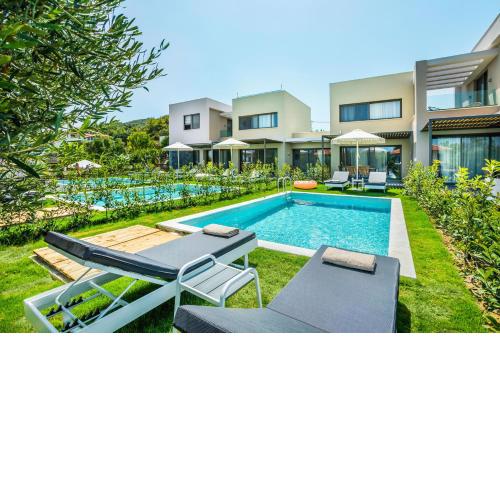 Dionisos Luxury Villas