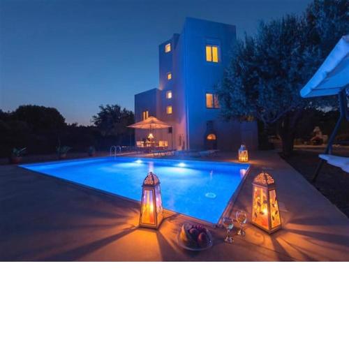DiPasquale villa Near Anthony Quinn
