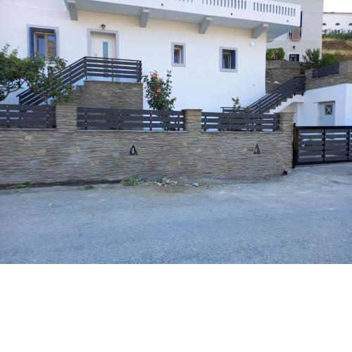 Dipotamata House SynetI