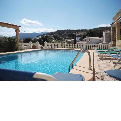 Disfruta del relax en villa independiente con gran piscina privada de 11mx5