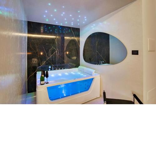 DISTINTO SUITE & ROOMS