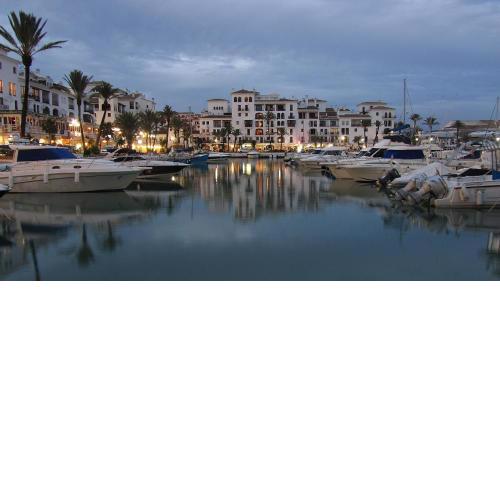 Doble bed , Sun , Golf and Beach , un lugar para disfrutar todas las familias con sus hijos"Desayuno Incluido"