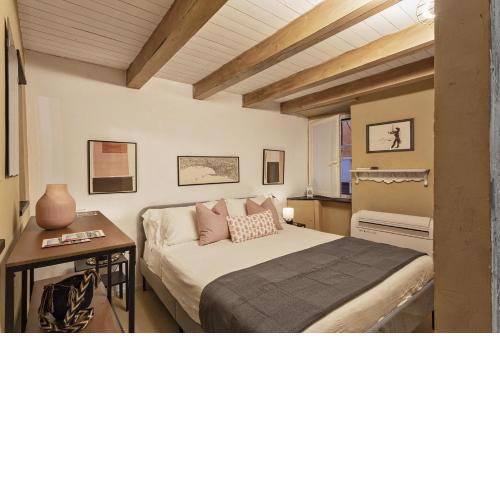 Dock 20 - Scirocco by Wonderful Italy