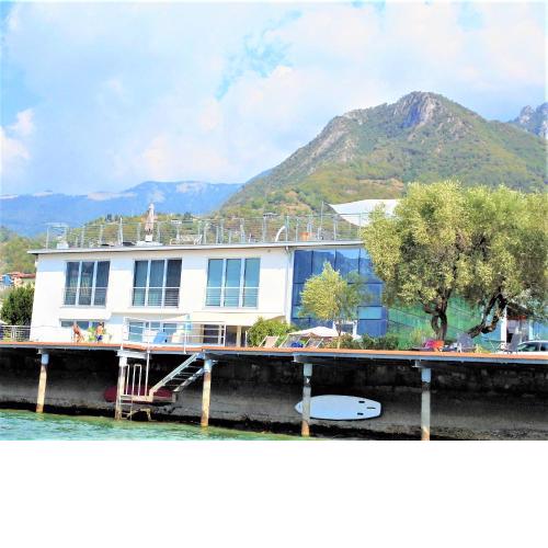 Dock House