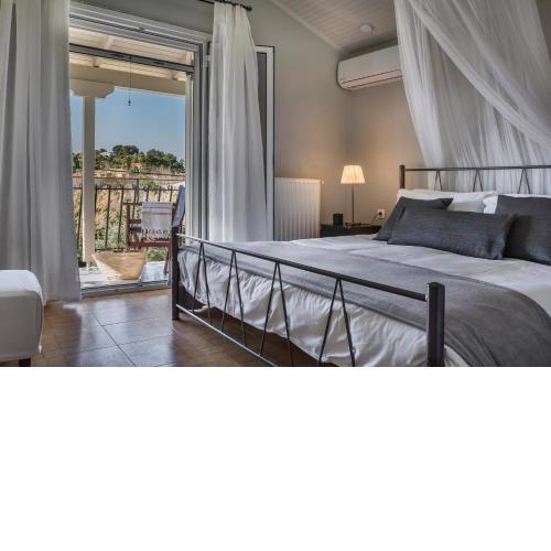 DOGMA - Central & Stylish Maisonette