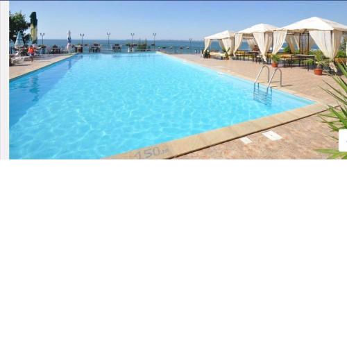 Dolce Vita sea view apartment
