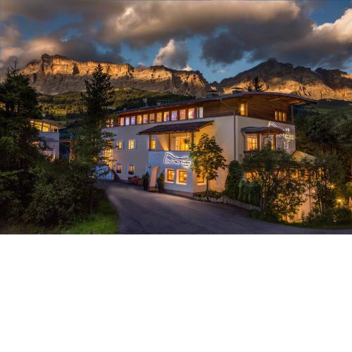 Dolomit Boutique Hotel