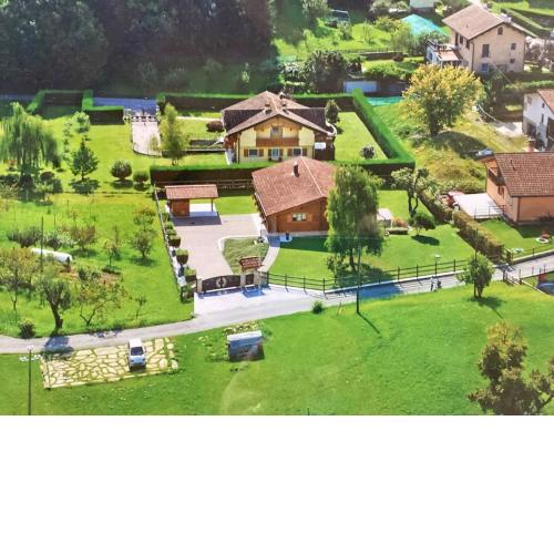 DolomitiWoodyHouse