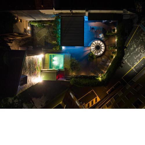 Domus Alfieri- A Designer loft in the city centre of Milan.