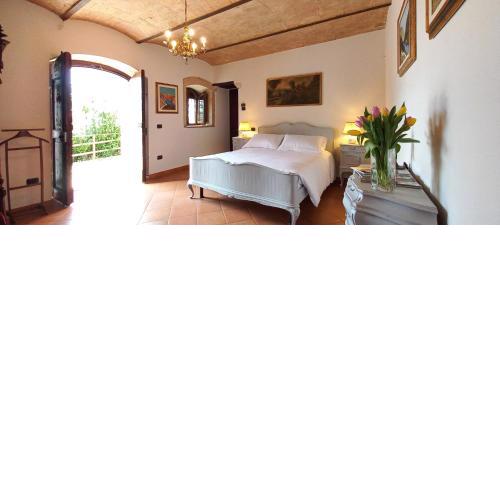 Domus Antiqua Bed & Breakfast