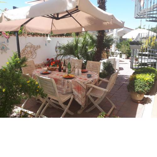 Domus Claudio Garden - Monolocale con giardino privato